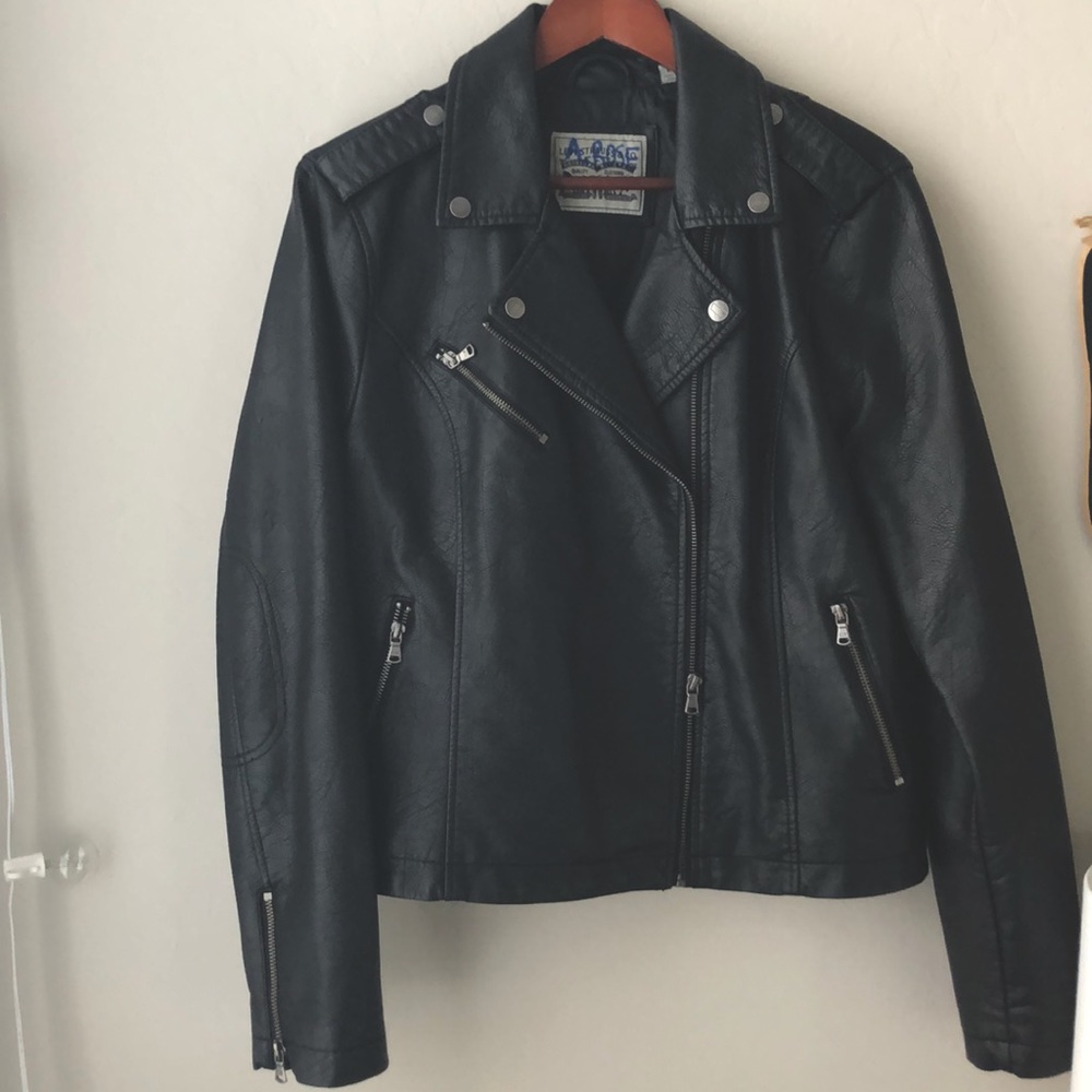 Woman’s black Levi faux leather jacket